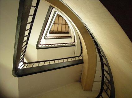 階段（下から）