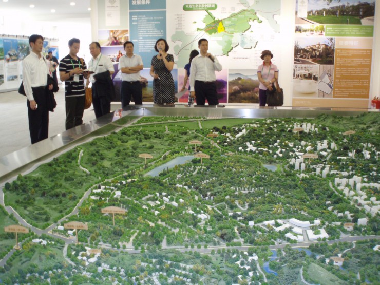 日本人学校の移転先候補地となっている大連生態科技創新城の立体模型