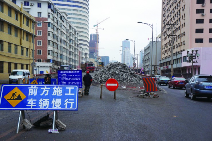 道路補修で2路線を全面通行止め4月末まで東北快速路と疏港路