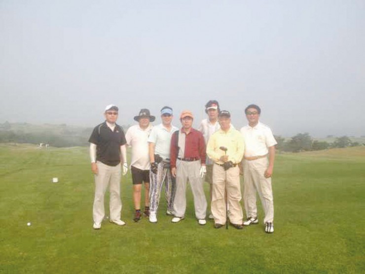 ゴルフコンペの参加者たち